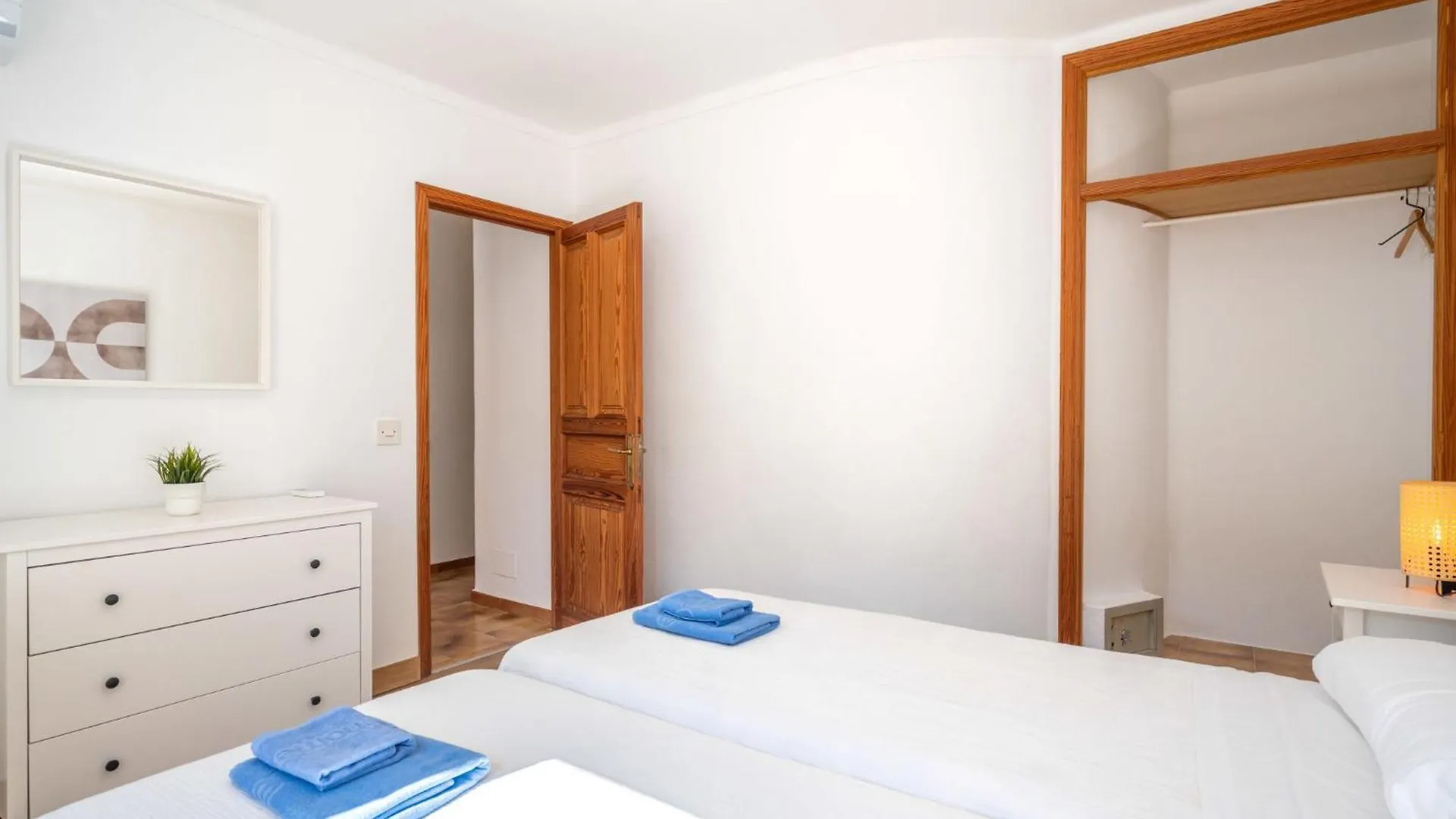 Apartment Clara R - Csv176 By Interhome Cala de Sant Vicenc スペイン